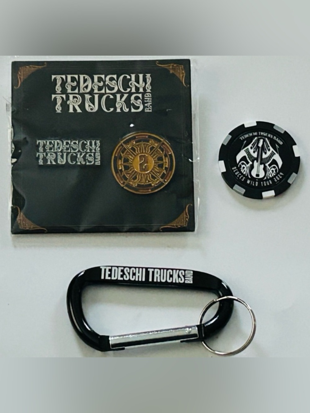NEW! Tedeschi Trucks Band Carabiner and Enamel Pin Set & Collectible Poker Chip